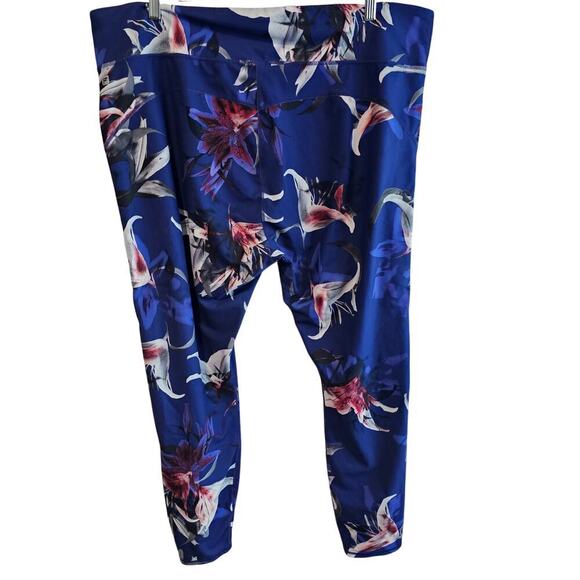Fabletics PureLuxe Leggings Womens 3X Blue Floral High-Rise Athletic Gym Yoga - Picture 2 of 9